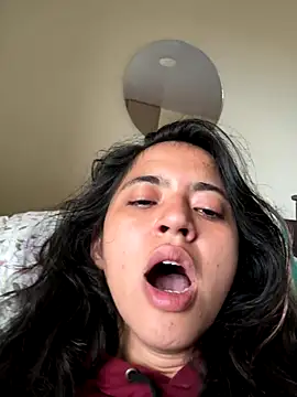 Snapshot of ViolettaSummer chatting on 12/13/25, 10:26 ViolettaSummer online show from 12/13/25, 10:26