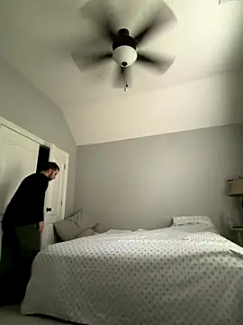 Snapshot of kandcyummy chatting on 10/28/25, 07:49 kandcyummy online show from 10/28/25, 07:49