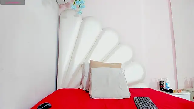 Snapshot of Lorena_Hawkins chatting on 02/03/25, 01:40 Lorena Hawkins online show from 02/03/25, 01:40