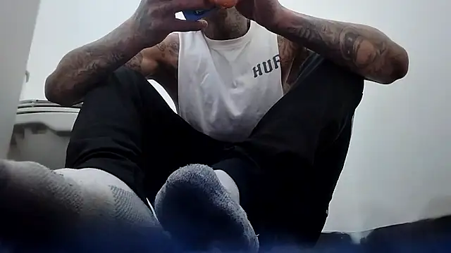 Papinine6 online show from 11/24/25, 01:33