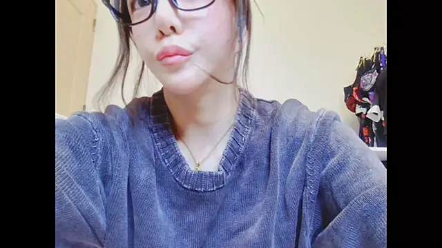 Snapshot of nene_teacher chatting on 12/29/24, 01:06 nene teacher online show from 12/29/24, 01:06