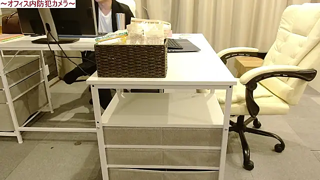 Snapshot of Toms-BBQ chatting on 03/15/26, 06:47 Toms-BBQ online show from 03/15/26, 06:47