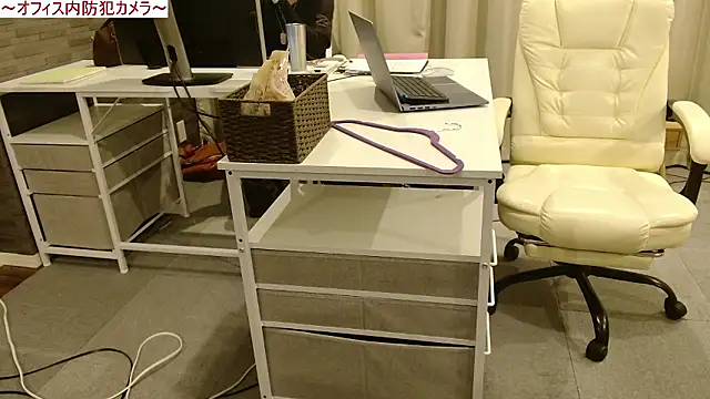 Snapshot of Toms-BBQ chatting on 03/18/26, 06:00 Toms-BBQ online show from 03/18/26, 06:00