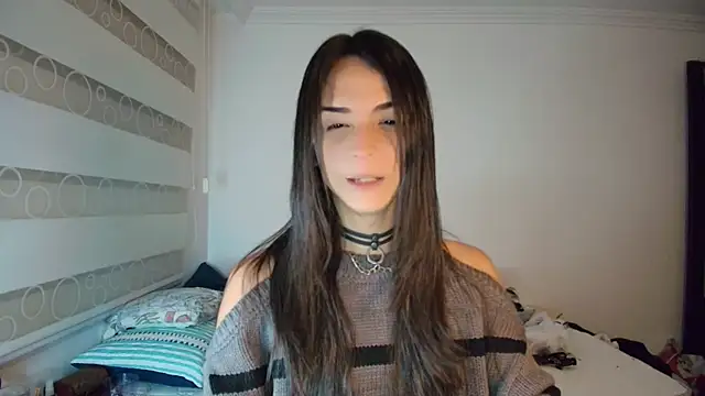 Snapshot of Dollbehavior_ chatting on 10/12/25, 05:28 Dollbehavior online show from 10/12/25, 05:28