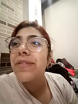 Snapshot of Rousse_Collinss chatting on 12/04/24, 04:38 Rousse Collinss online show from 12/04/24, 04:38