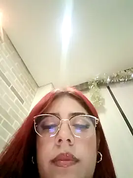 Snapshot of Rousse_Collinss chatting on 12/25/24, 03:29 Rousse Collinss online show from 12/25/24, 03:29