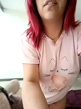 Snapshot of Rousse_Collinss chatting on 02/23/25, 08:11 Rousse Collinss online show from 02/23/25, 08:11