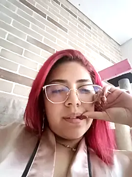 Snapshot of Rousse_Collinss chatting on 03/07/25, 09:27 Rousse Collinss online show from 03/07/25, 09:27