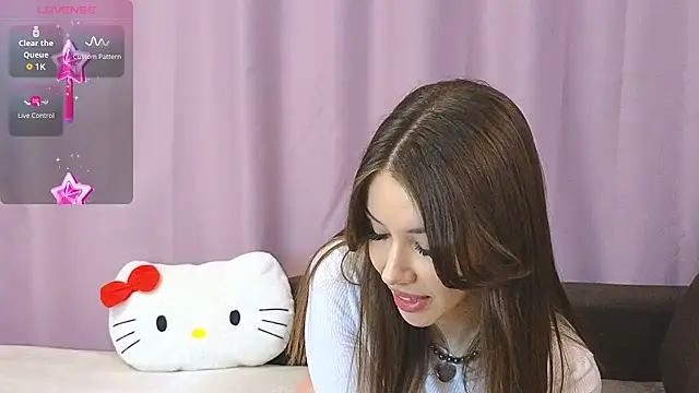 Snapshot of ellie_kramer chatting on 03/29/26, 08:31 ellie kramer online show from 03/29/26, 08:31