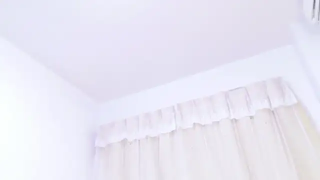 Snapshot of -YU- chatting on 09/18/25, 05:15 -YU- online show from 09/18/25, 05:15