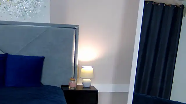 NicoleRosss online show from 11/27/25, 10:39