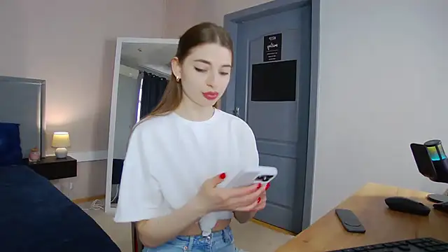 NicoleRosss online show from 01/15/26, 12:10