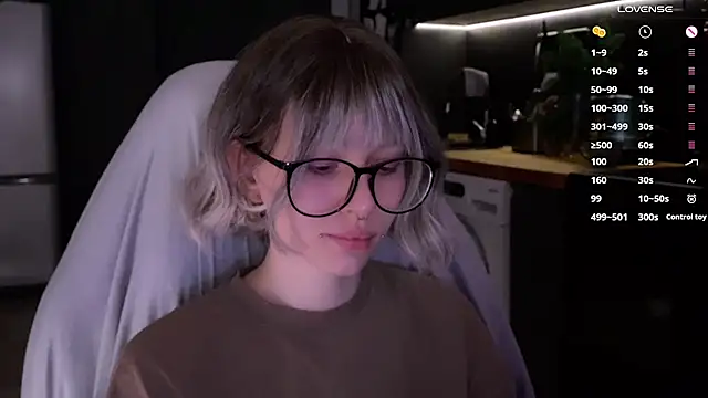 Snapshot of yourconcept chatting on 12/08/24, 10:57 yourconcept online show from 12/08/24, 10:57