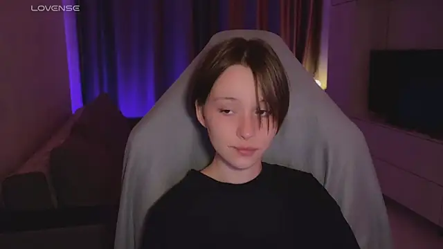 Snapshot of yourconcept chatting on 09/12/25, 09:04 yourconcept online show from 09/12/25, 09:04