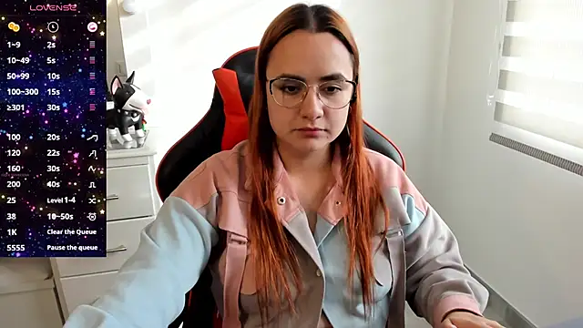 maryluna95 online show from 09/15/25, 09:37