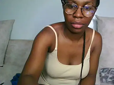 lisaa544 online show from 10/04/25, 03:54