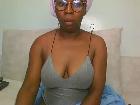Snapshot of lisaa544 chatting on 07/10/26, 04:06 lisaa544 online show from 07/10/26, 04:06