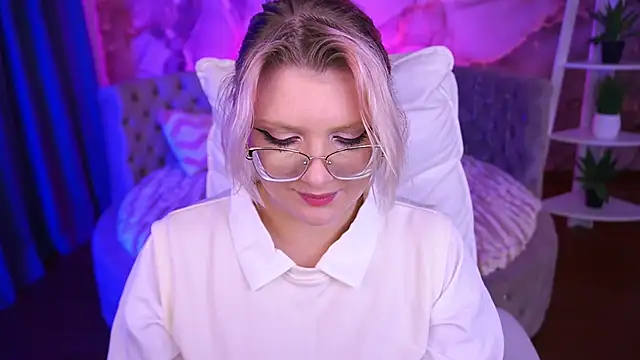 CoolTatis online show from 11/30/25, 07:01