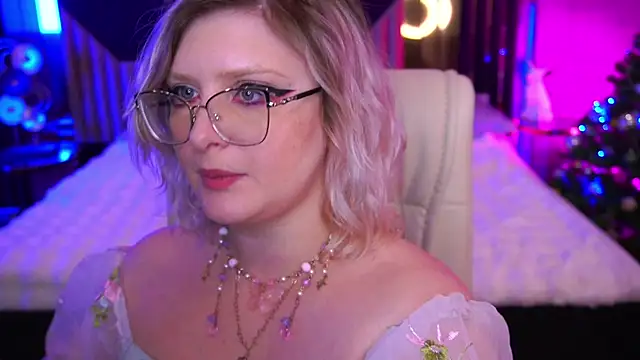 Snapshot of CoolTatis chatting on 01/06/26, 07:34 CoolTatis online show from 01/06/26, 07:34