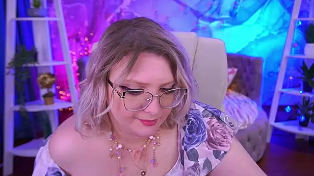 Snapshot of CoolTatis chatting on 01/14/26, 07:03 CoolTatis online show from 01/14/26, 07:03