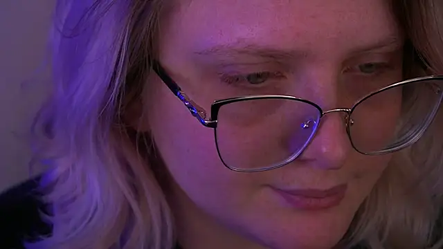 Snapshot of CoolTatis chatting on 02/16/26, 07:15 CoolTatis online show from 02/16/26, 07:15