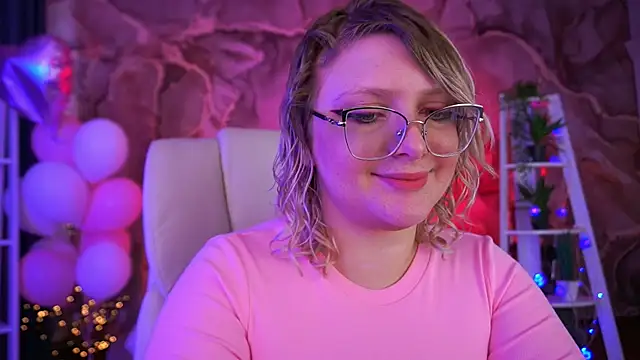 Snapshot of CoolTatis chatting on 02/22/26, 08:02 CoolTatis online show from 02/22/26, 08:02