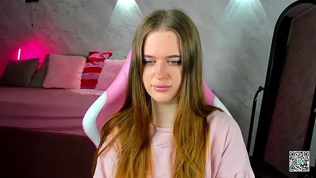 Snapshot of Betany_Foks chatting on 03/21/26, 12:37 Betany Foks online show from 03/21/26, 12:37