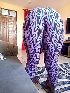 zainabsmile online show from 01/11/26, 08:30