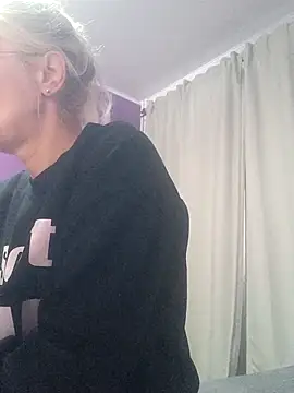 BritneyHudson online show from 09/20/25, 04:13