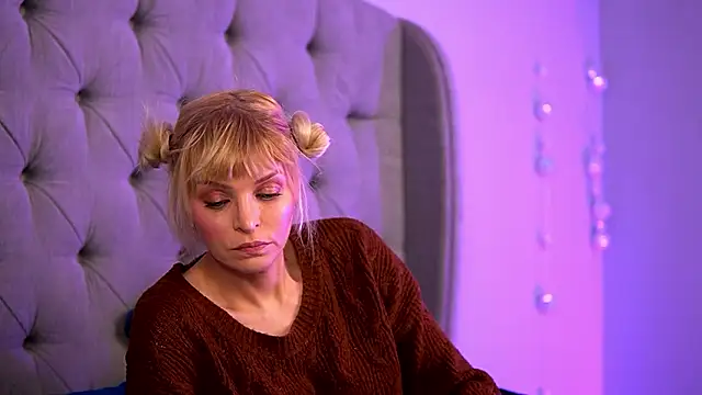 BritneyHudson online show from 02/23/26, 09:17