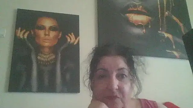 Snapshot of maturekorine chatting on 06/25/26, 09:47 maturekorine online show from 06/25/26, 09:47