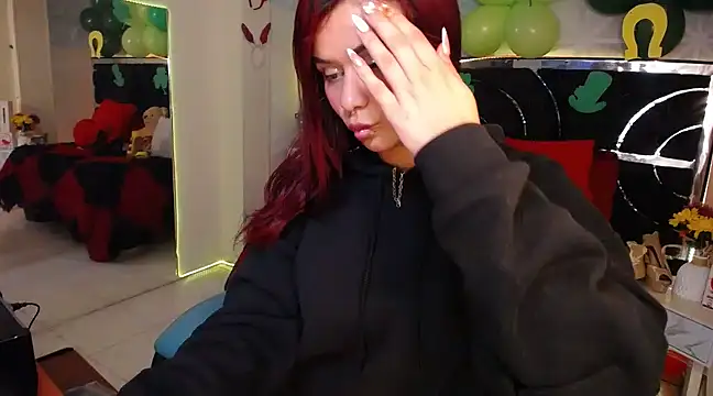 Snapshot of red_moon_2 chatting on 03/16/25, 07:15 red moon 2 online show from 03/16/25, 07:15