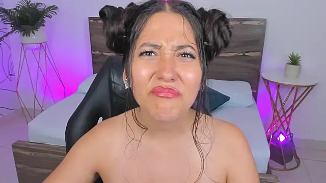 ivette bocelly online show from 01/12/25, 01:32