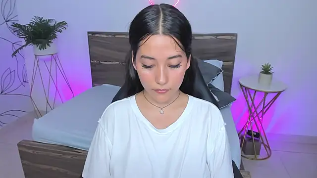 ivette bocelly online show from 01/15/25, 10:24