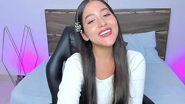 ivette bocelly online show from 02/12/25, 10:48