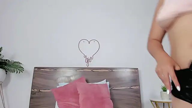 ivette bocelly online show from 03/13/25, 10:54