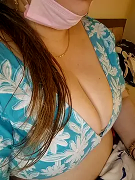 Snapshot of Rupaleesexy chatting on 03/23/26, 06:12 Rupaleesexy online show from 03/23/26, 06:12