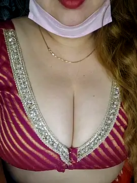 Snapshot of Rupaleesexy chatting on 04/02/26, 06:05 Rupaleesexy online show from 04/02/26, 06:05