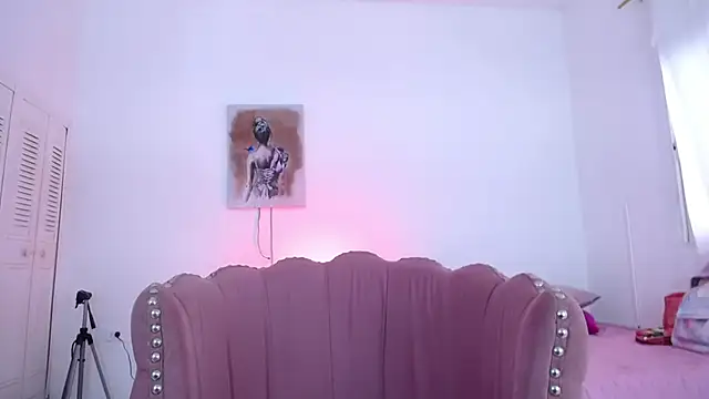 Snapshot of michel_cardona chatting on 12/19/24, 05:40 michel cardona online show from 12/19/24, 05:40