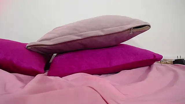 Snapshot of michel_cardona chatting on 01/02/25, 03:29 michel cardona online show from 01/02/25, 03:29