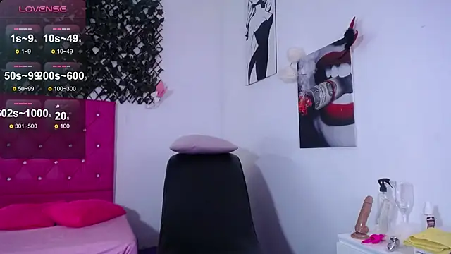 Snapshot of michel_cardona chatting on 03/04/25, 06:18 michel cardona online show from 03/04/25, 06:18