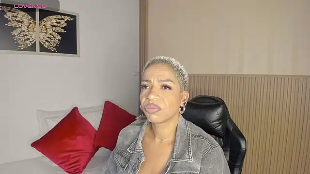 summer night  online show from 04/16/26, 11:00