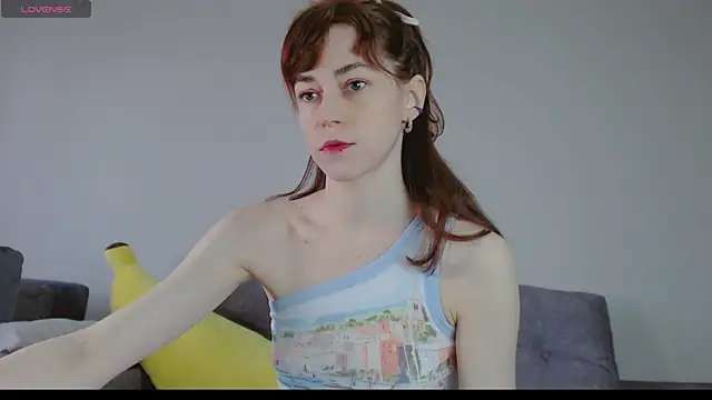 Snapshot of Amina_Barbarian chatting on 03/22/25, 11:11 Amina Barbarian online show from 03/22/25, 11:11