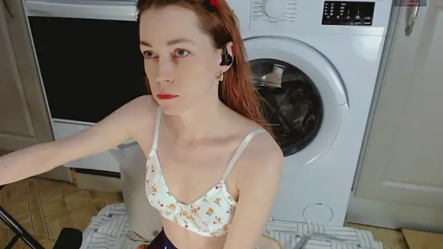 Snapshot of Amina_Barbarian chatting on 09/22/25, 05:15 Amina Barbarian online show from 09/22/25, 05:15