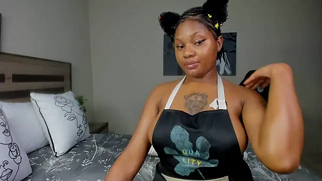 Renee-18 online show from 02/16/25, 11:48