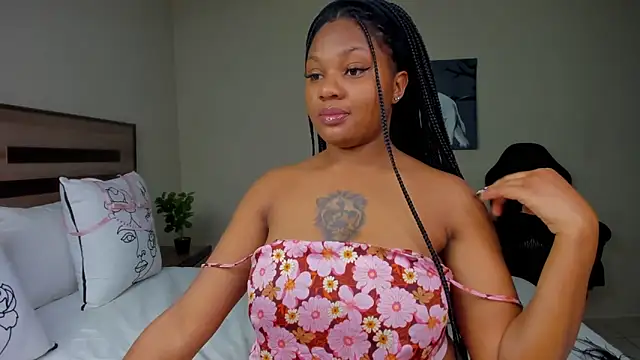 Renee-18 online show from 09/17/25, 11:17