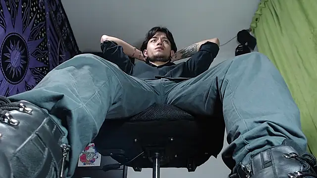 Dicaprioo  online show from 12/05/24, 01:25