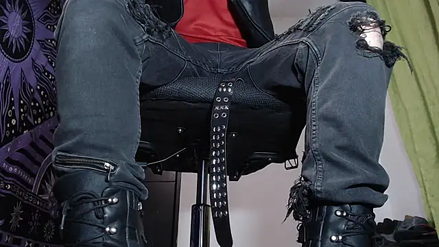 Dicaprioo  online show from 12/19/24, 12:45