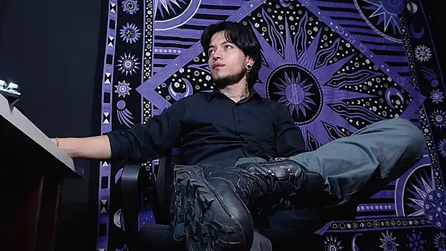 Dicaprioo  online show from 01/17/25, 01:47