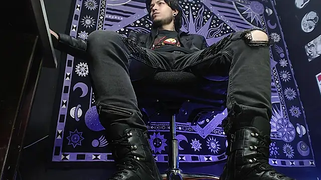 Dicaprioo  online show from 02/17/25, 04:59